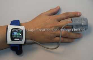 China Color OLED Rechargeable Wrist Pulse Oximeter For Baby , Infant supplier