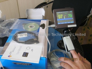 China SpO2 Display Pulse OX Monitor , Hospital Fingertip Pulse Oximetry Machine supplier
