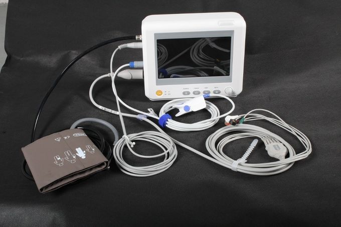 Medical equipment Multi parameter Portable Patient Monitor 7 Inch High resolution Color Screen