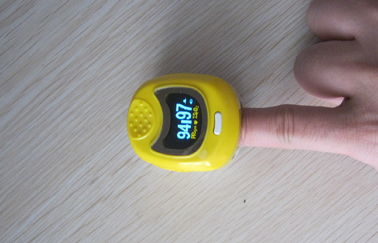 Color Display Fda Approved Fingertip Pulse Oximeter For Kids supplier