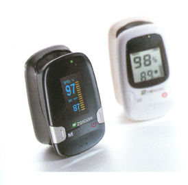 White Recording Fingertip Pulse Oximeter Monitor Pulse Oxygen Saturation supplier